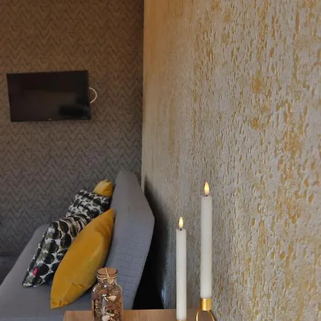 Bella Family Guest house 3*